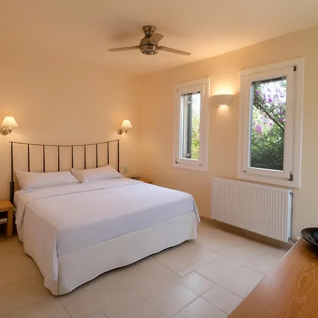 Vilă Alpha Luxury - Private Pool & Vip Services