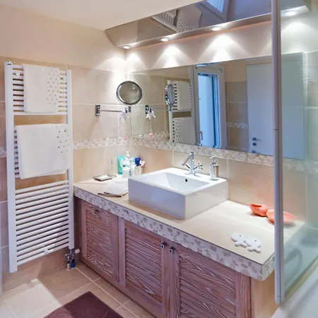 Alpha Luxury - Private Pool & Vip Services Platanias (Thessaly)