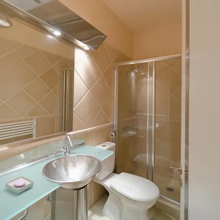 Alpha Luxury - Private Pool & Vip Services * Platanias (Thessaly)