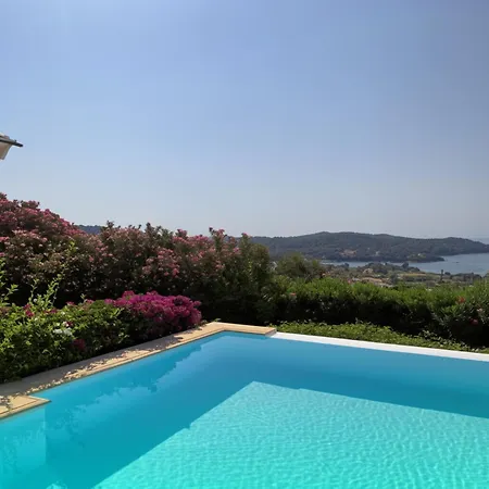 Vilă Alpha Luxury - Private Pool & Vip Services